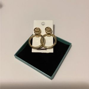 MACY DEPARTMENT STORE NECKLACE